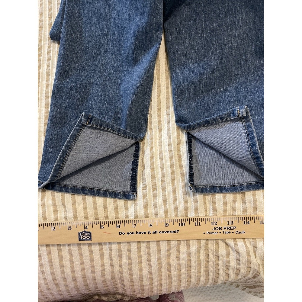 Levi's 314 Shaping Straight‎ trouser jean Womens W31 L32 Medium Wash Stretch - Picture 8 of 10
